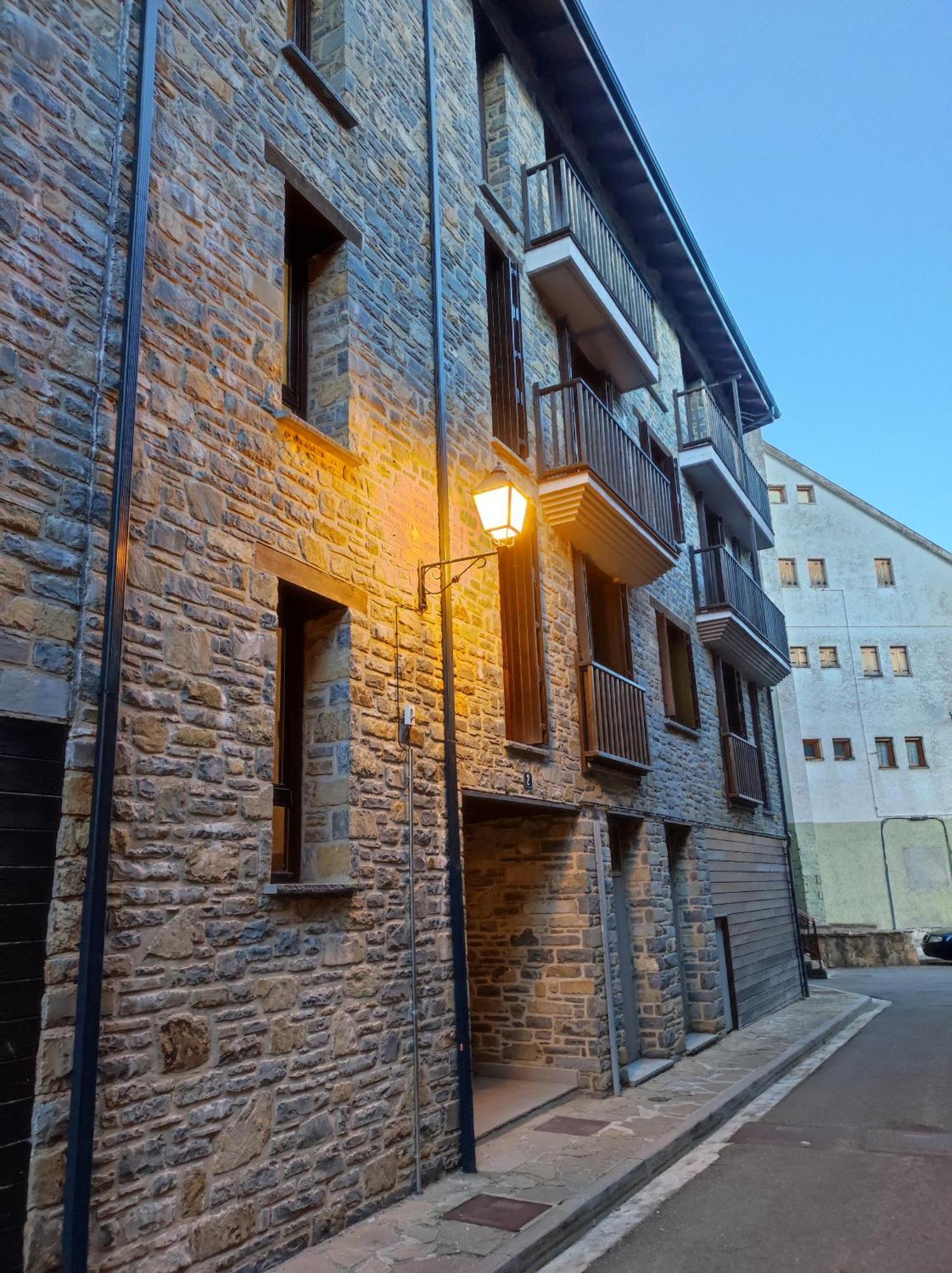 Apartamento Vico Escarrilla Ngoại thất bức ảnh